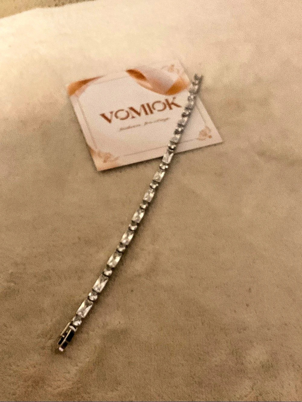 VOMIOK Crystal Tennis Bracelet NWT